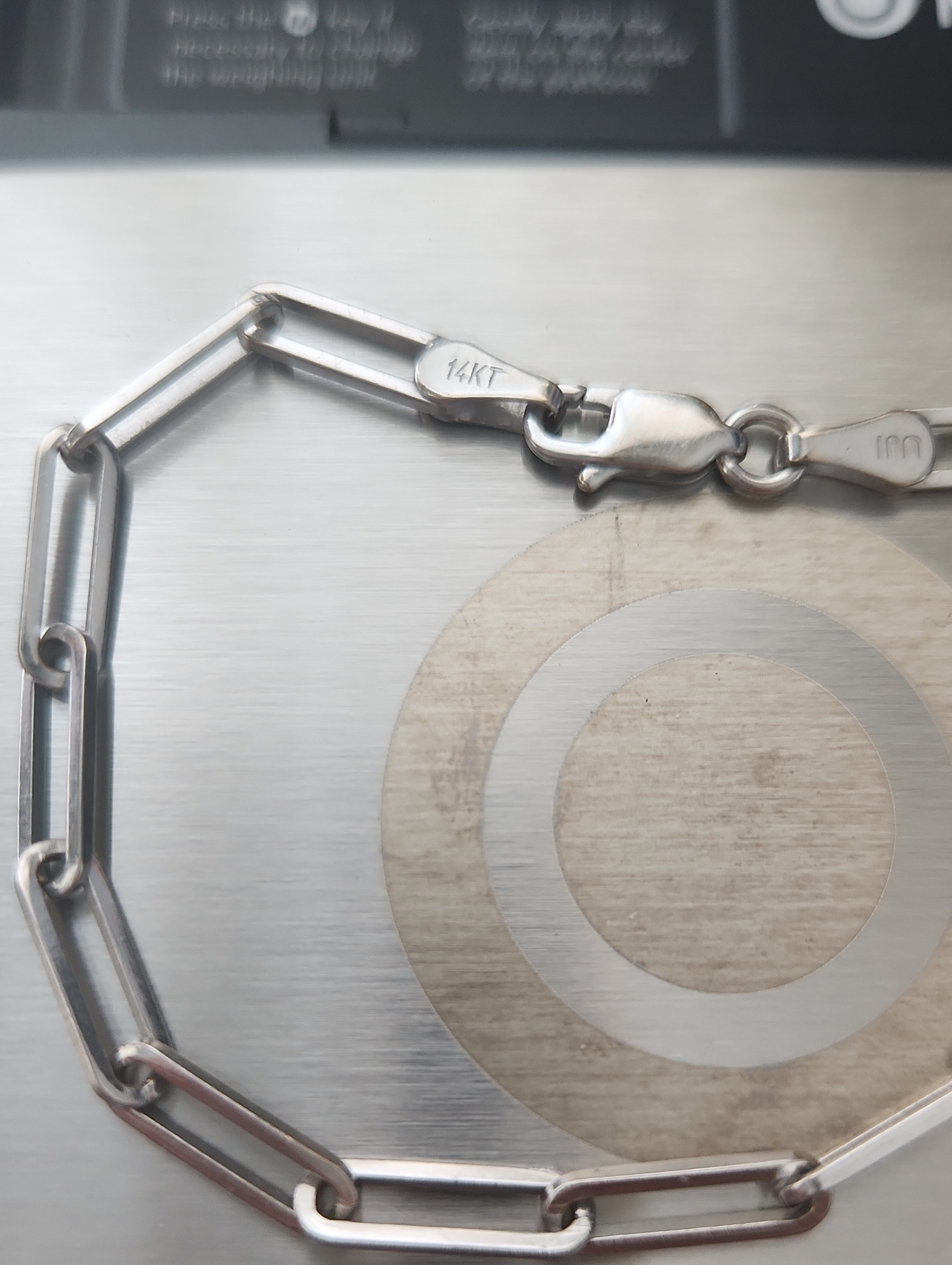 14kt White Gold Paperclip Chain Bracelet